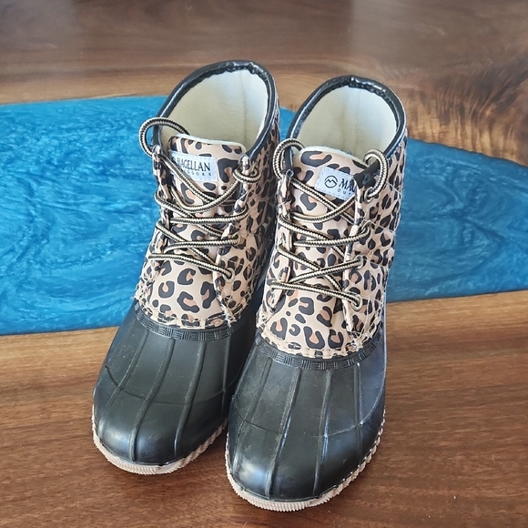 Magellan Outdoors Shoes - Magellan Outdoors Women's Leopard Print Duck Boots - Black and Leopard